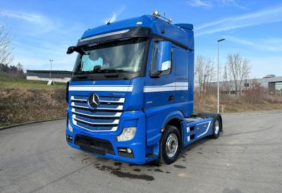 تصویر شماره 38 از آلبوم تصویر زمینه مرسدس بنز آکتروس (Mercedes Benz Actros)